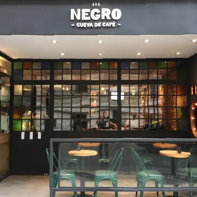 NEGRO Cueva de café in Buenos Aires, Argentina
