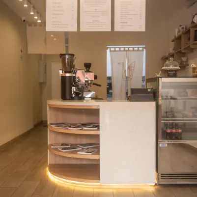 Senzuru Coffee in San Isidro, Peru