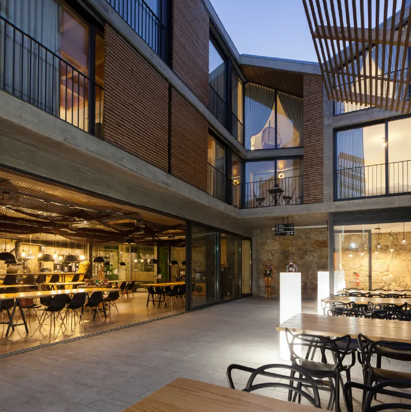 7g Roaster Apartments & Restaurant in Vila Nova de Gaia, Portugal